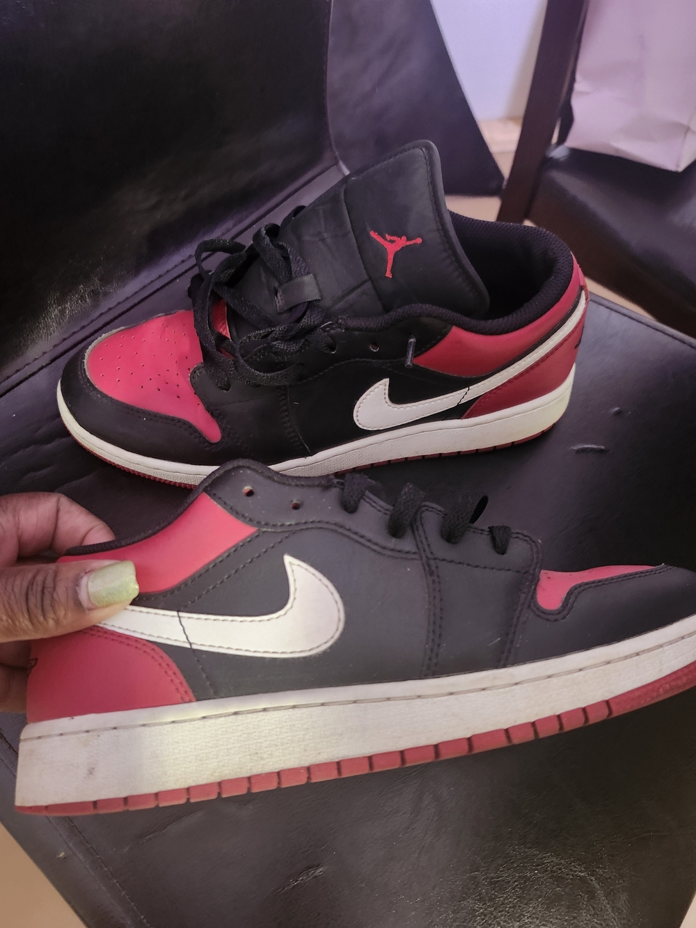 Nike Kids Low-Top Sneakers - Black, Red & White